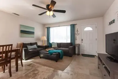 Image de Maison de plage familiale - Rare climatisation centrale, près de la ville / plage