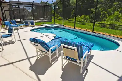 Image de Parfait Disney Villa pour grand groupe, w / piscine / Spa / Lanai / près de Champions Gate