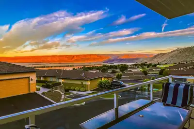 Image de Louez comme un Rock Star @ Hotel Rock à Sunserra, C-Bar! Disponible à long terme