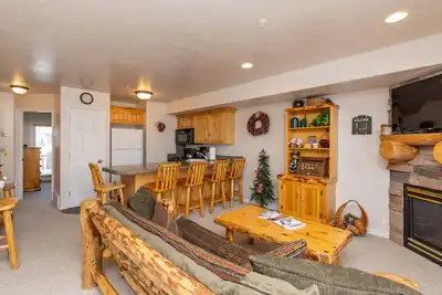 Image de Propre et confortable Moose creux 2 Chambre, pour 8 personnes