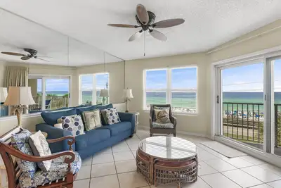 Image de 2 Pool, Steps to Beach & Endless Sunsets, Maravilla in Miramar Beach, Fl