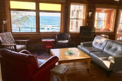 Image de Ouest Lieu d'eau sur le lac Ontario à Wellington