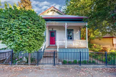 Image de Creekside Home dans l'historique Sutter Creek