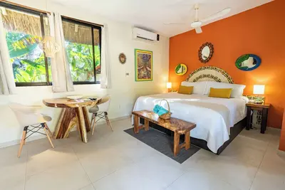 Image de Maison D'HÔTES De Jardin D'Une Villa Mexicaine Front De Mer Avec Piscine CHAUFFÉE