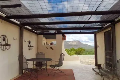 Image de Desert Aura - Classic Adobe Vacation Home