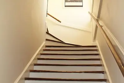 Image de 3300 Sf 4br / 3bth Pet-Friendly Loft 2 blks de Sun Studio a un énorme terrasse sur le toit