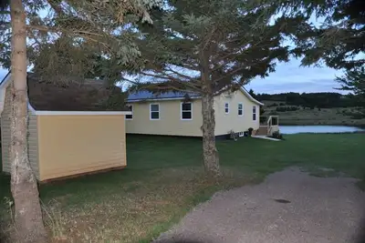 Image de Mayneview Cottage. Profitez de ce chalet au bord de l'eau à Clinton Pei.
