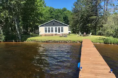 Image de Cottage privé et rénové au bord du lac, lac Namakagon, Chequamegon Nat. Forêt