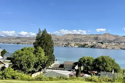 Image de Abordable condo 2 chambres avec vue imprenable sur le lac Chelan