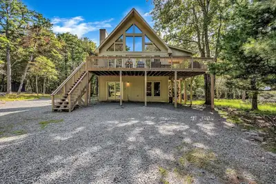 Image de Incroyable 5 Bdrm chalet, Hot Tb, piscine Tbl, Foosbll, Steam Showr, téléviseurs Flt, wifi, cbl