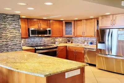 Image de Hou La La! - Nouveau Remodel 1 Br Penthouse avec 4 lits - Panoramic Ocean Views-Sleeps 6!