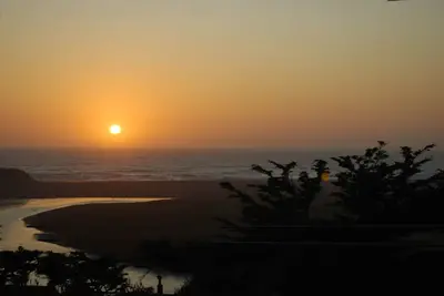 Image de Sojourn par le Mer à Salmon Creek Beach