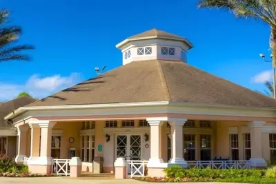 Image de Propriété appartenant à un vétéran à 5 km de Disney et Wi-Fi gratuit