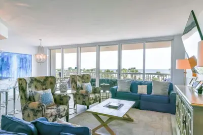 Image de Beach Front 305 - L'endroit parfait pour votre escapade à la plage!