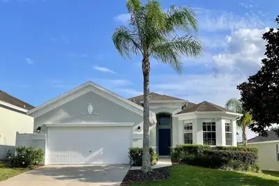 Image de Superbe 4br / 3ba Villa plein sud avec piscine privée