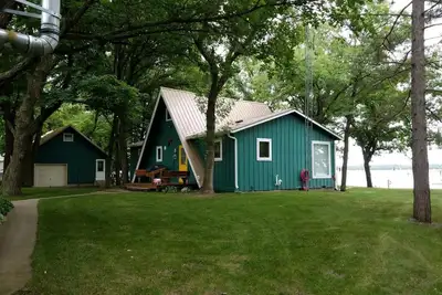 Image de Cabine de lac classique! Beau cadre sur le lac Marion