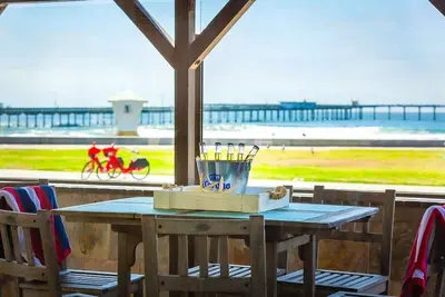 Image de Ob Pier # 1 - Duplex au bord de l'eau adapté aux chiens avec accès à la plage et terrasse privée!
