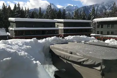 Image de Mackenzie Village @ Revelstoke # poudre