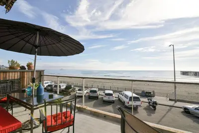 Image de Exclusif Oceanfront Cayucos Loft! Vues incroyables.