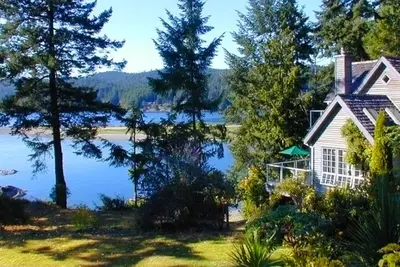 Image de Cottage de luxe en bord de mer romantique