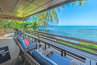 Image de Accueil Spectaculaire Oceanfront! Observez les tortues du pont tout en vous relaxant au spa!