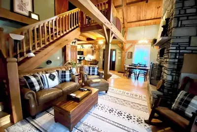 Image de Chalet de campagne - à pied de la ville, à quelques minutes de la rue Louis, idéal pour les familles