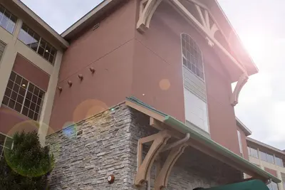 Image de Villa de deux chambres à coucher au lac Léman GRANDest Resort