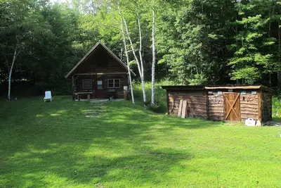 Image de Cabine confortable sur 20 acres boisés dans le Vermont