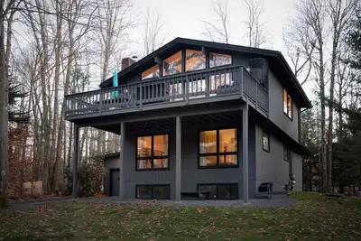 Image de Poconos à la maison au Lake Naomi Club blocs à la piscine du lac utilisation gratuite de kayaks Sup