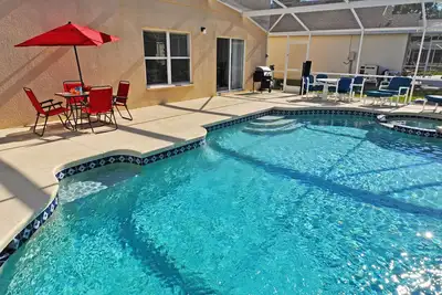 Image de Abordable, Immense, Resort 7 Chambres (3 Kings) / 5 Salles de bains / Piscine / Spa / Jeu Rm / Wifi