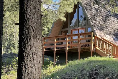 Image de Animaux acceptés ~ A ~ -Frame Mountain Cabins Near Leavenworth