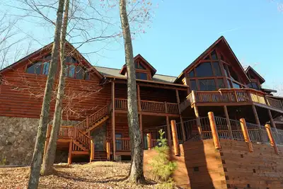 Image de Luxury Mountain Lodge avec une vue imprenable - 5 000 m²