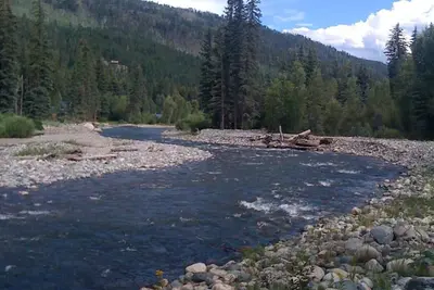 Image de Crosshouse Cabine sur Vallecito Creek