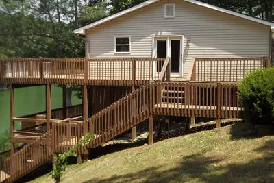 Image de Accueil Lakefront avec Dock Booking Saison 2020!