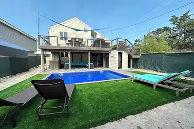 Image de Récemment rénové! ! Lg maison à Ob! ! 4. 5 Br / 2 Bth. 11-12 personnes