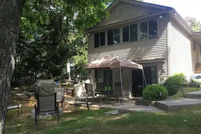 Image de Belle Maison Lakefront! ! ! Hiver- vacances à long terme disponibles