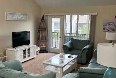 Image de Belle Lakefront Condo W / Piscine Près de la plage