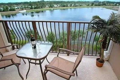 Image de Tout Neuf! ! Condo Penthouse 3br à VistaCay, Vue Super! ! !