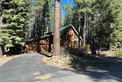 Image de Accueil familial situé au milieu des pins, et la sauvegarde d'une forêt nationale