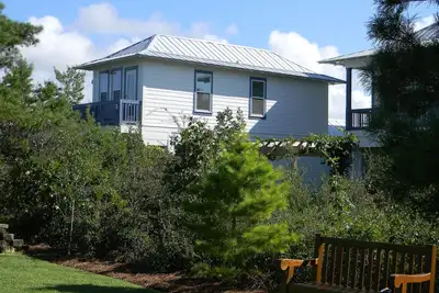 Image de Maison de transport contemporaine moderne ** vélos / chaises de plage inclus