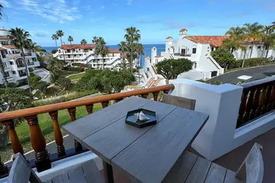 Image de Superbe propriété de Hamilton Cove avec nouvelle voiturette de golf à essence