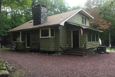 Image de Rénové, 4 Br 3. 5 salles de bain, spacieux, Lake Harmony Estates Accueil