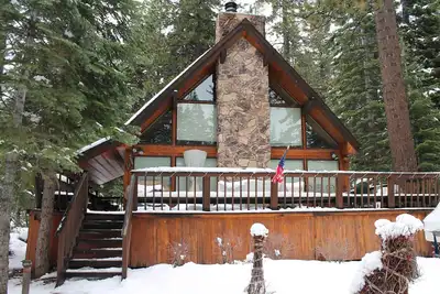 Image de Dancing Bear Den - Lake View, Knotty Pine, Animaux acceptés