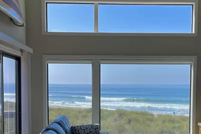 Image de Condo sur la plage avec une vue imprenable, de confort et de plaisir pour tous