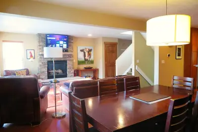 Image de Belle 3br 3ba Downtown Frisco Duplex