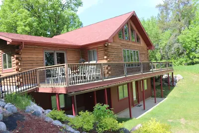 Image de Log Cabin Lake House