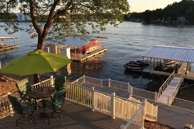 Image de Lakefront Beauty! ! Venez vous détendre