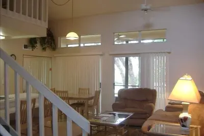 Image de Relax & Enjoy. . . 4. seulement 9 miles de Disney!