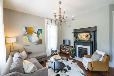 Image de The Peachtree House - 8 $ Uber au centre-ville de Nashville!