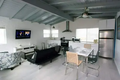 Superbe vue sur l'océan Remodel. 2 Maisons de la plage. Très populaire, Fun & Détente